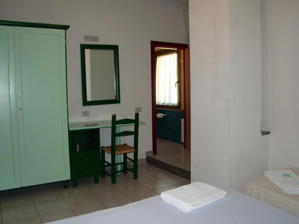 S'Ustiarvu- Nuova Gestione Otel Cala Liberotto Dış mekan fotoğraf